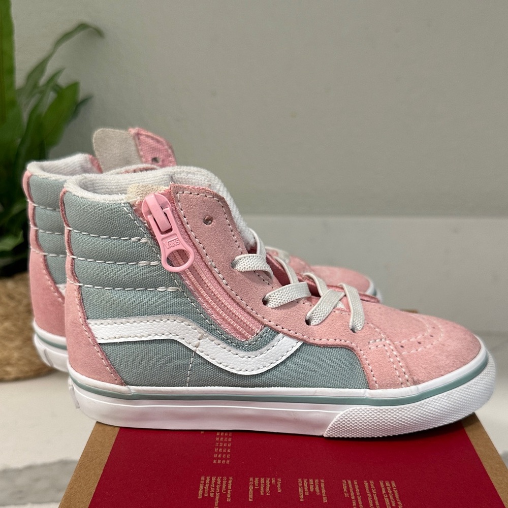 Vans Kids High-Top Sneakers - Pink and Gray